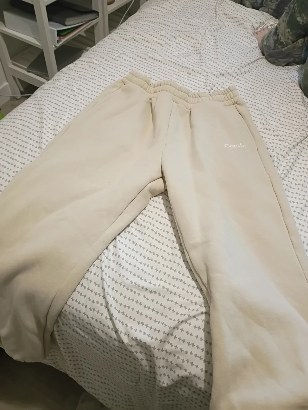 Comftr Men's Cream Sweatpants Joggers